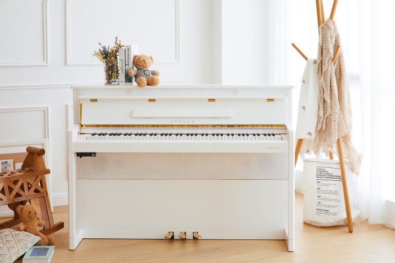 Piano Apollo A6 ( WH)